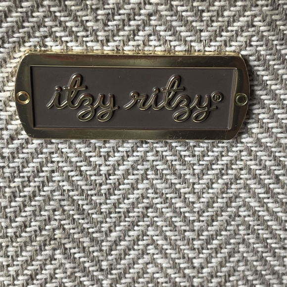 Itzy Ritzy Diaper Bag Backpack - Picture 3 of 8